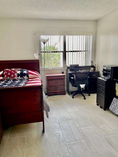 Small Image of 303 RACQUET CLUB RD #310, Weston Number 16