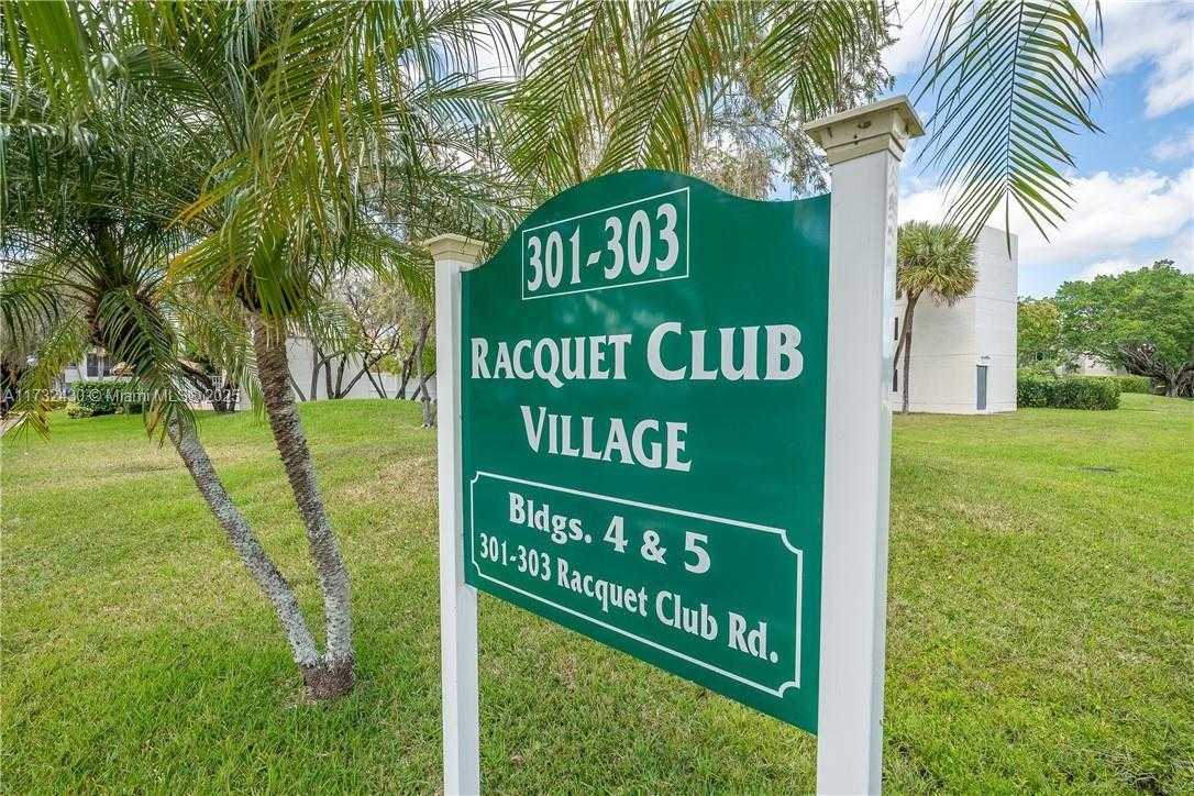 Small Image of 303 RACQUET CLUB RD #310, Weston Number 21