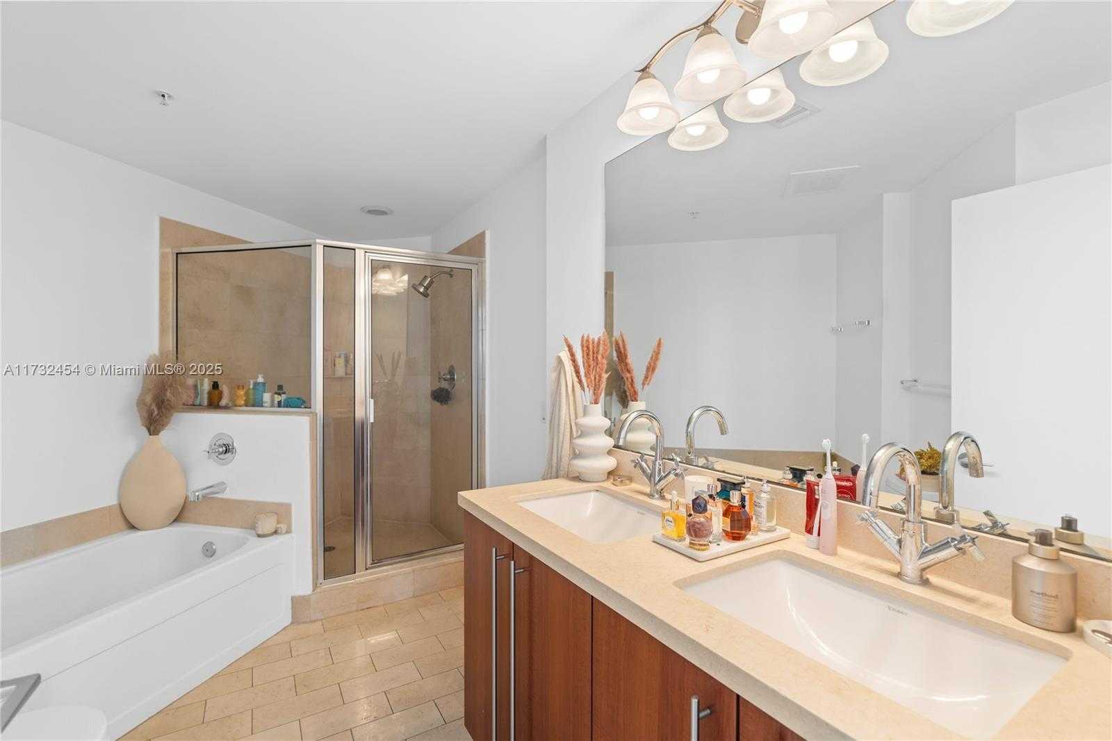 Small Image of 79 SOUTH WEST 12TH ST #2001-S, Miami Number 10