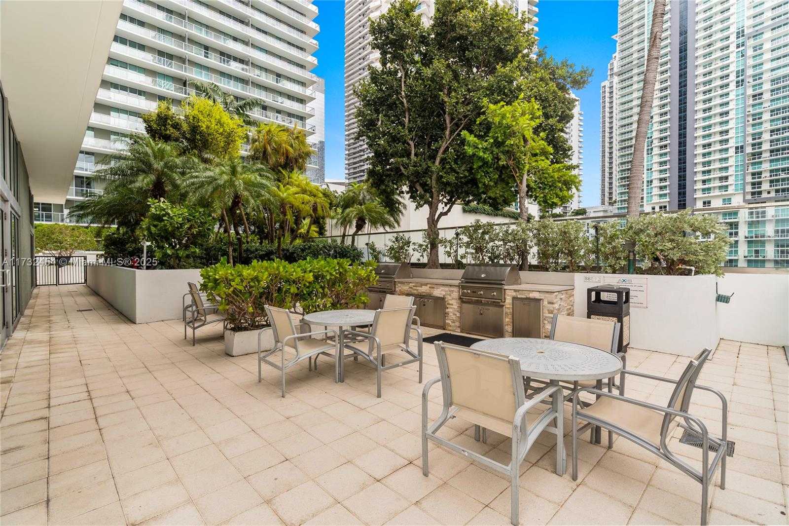 Small Image of 79 SOUTH WEST 12TH ST #2001-S, Miami Number 27