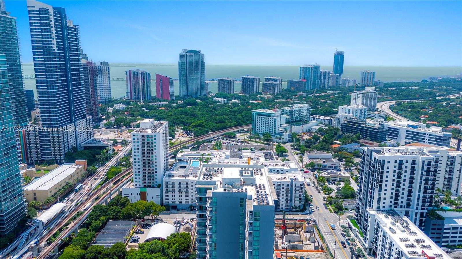 Small Image of 79 SOUTH WEST 12TH ST #2001-S, Miami Number 29