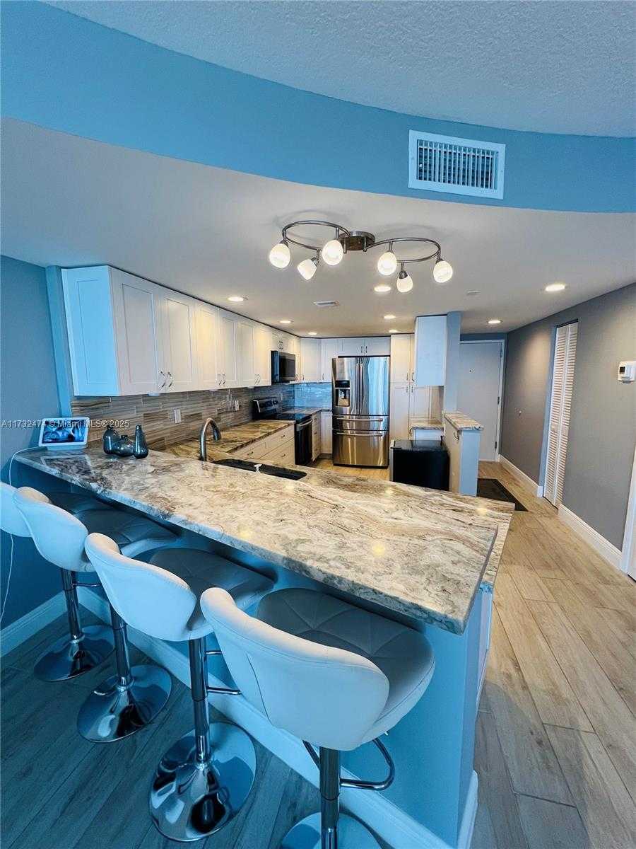 Small Image of 2301 SOUTH OCEAN DR #2408, Hollywood Number 4