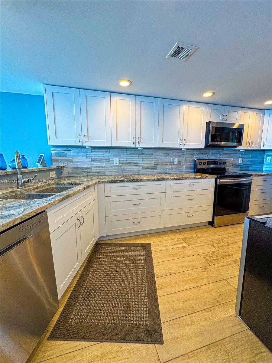 Small Image of 2301 SOUTH OCEAN DR #2408, Hollywood Number 5