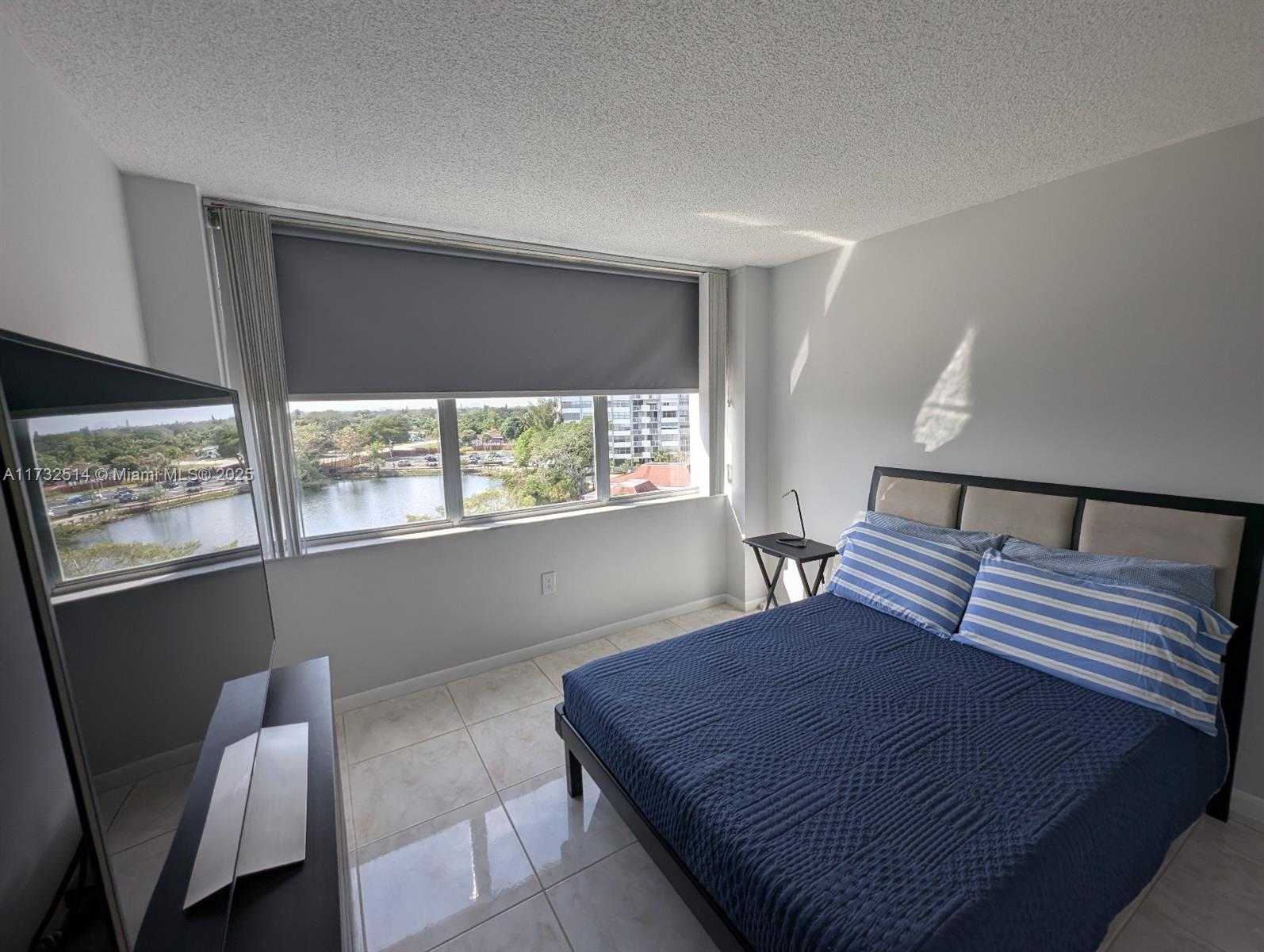 Small Image of 1300 NORTH EAST MIAMI GARDENS DR #613E, Miami Number 11