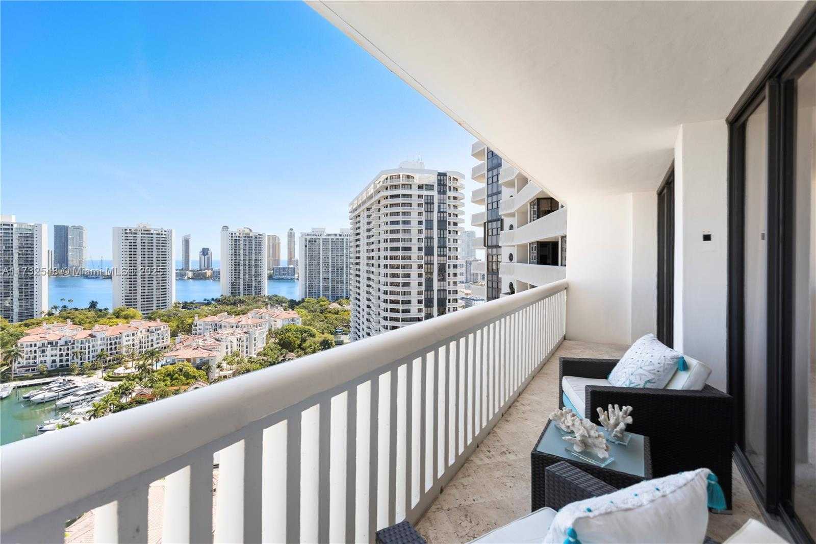 Small Image of 1000 WEST ISLAND BLVD #2407, Aventura Number 12