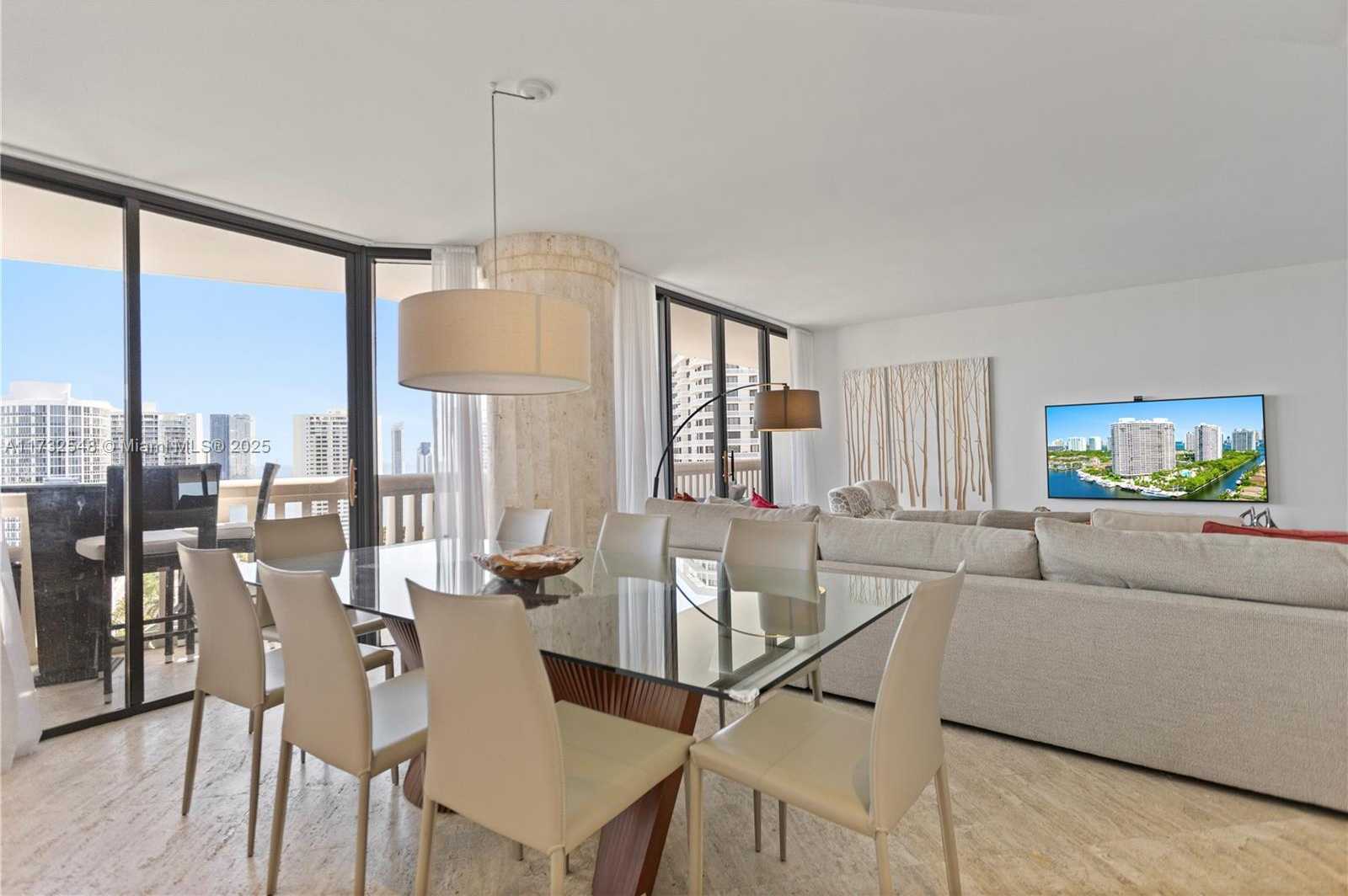 Small Image of 1000 WEST ISLAND BLVD #2407, Aventura Number 17