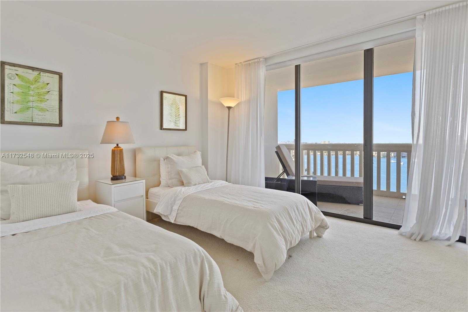 Small Image of 1000 WEST ISLAND BLVD #2407, Aventura Number 45