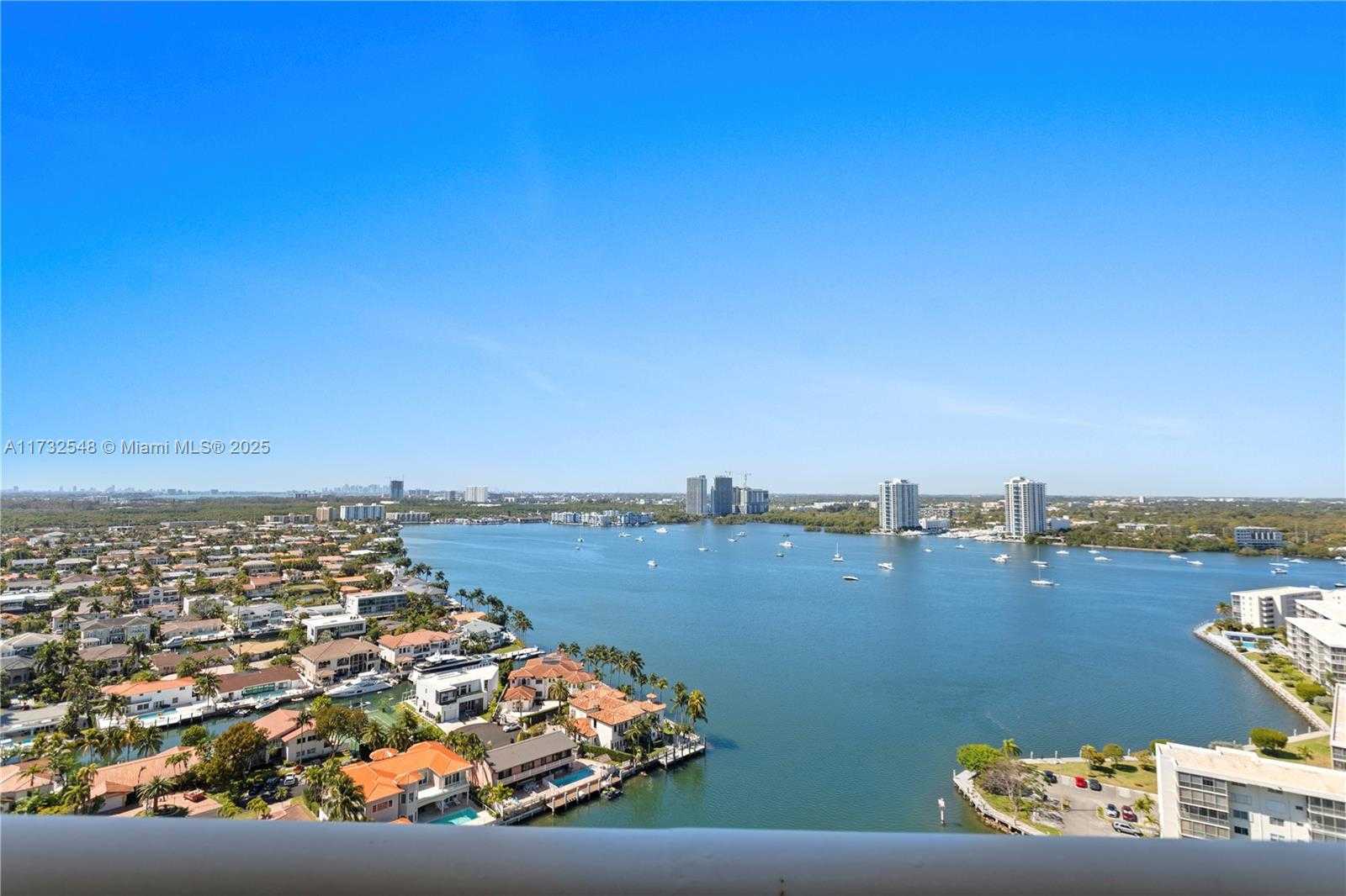Small Image of 1000 WEST ISLAND BLVD #2407, Aventura Number 50