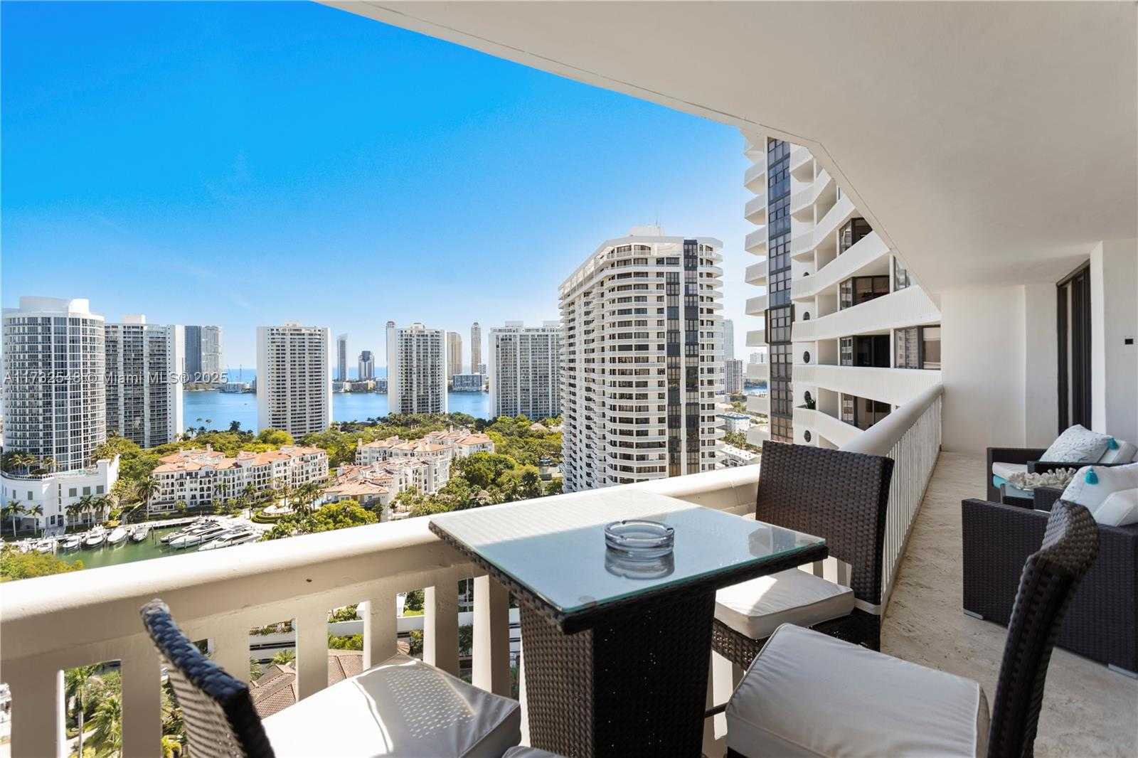 Small Image of 1000 WEST ISLAND BLVD #2407, Aventura Number 8