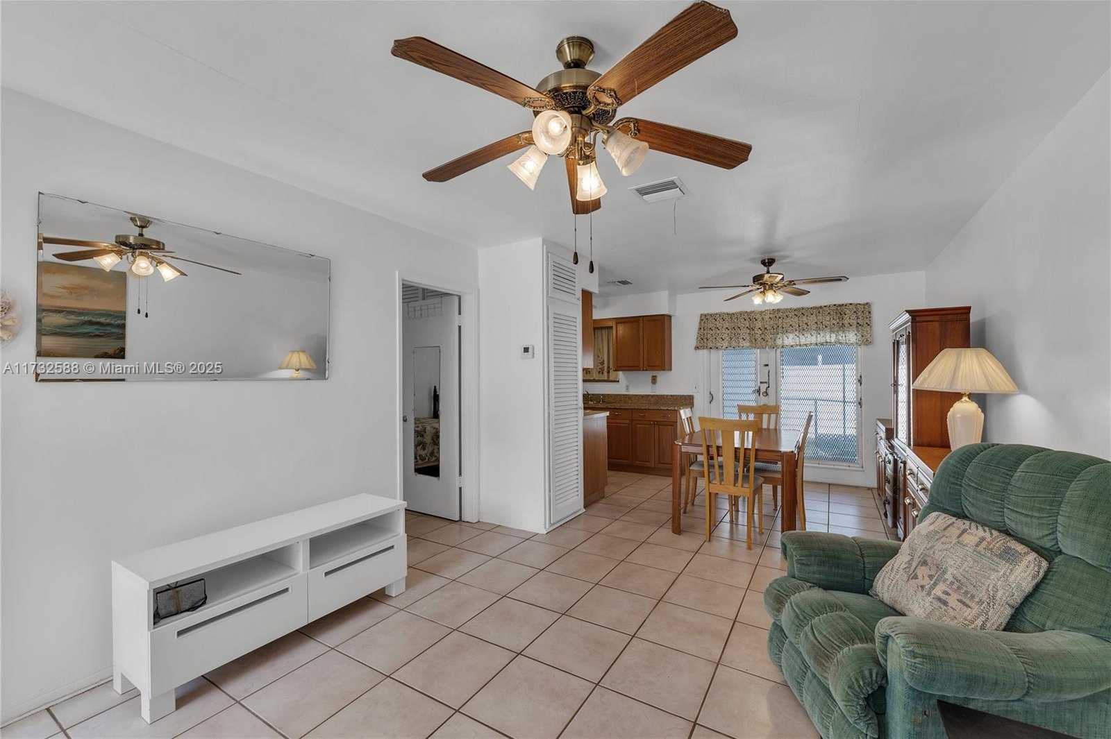 Small Image of 2300 JACKSON ST #10, Hollywood Number 15