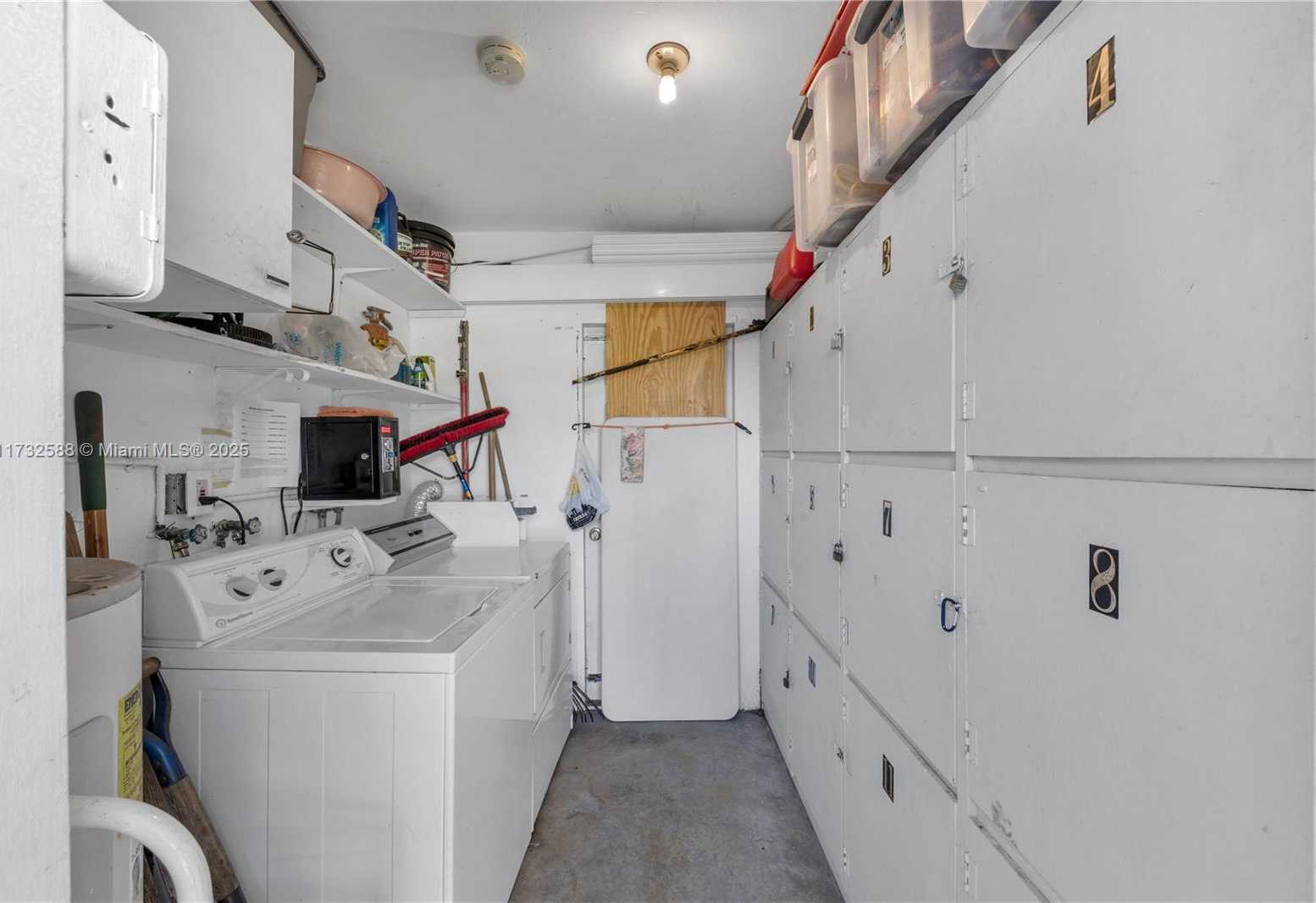 Small Image of 2300 JACKSON ST #10, Hollywood Number 28