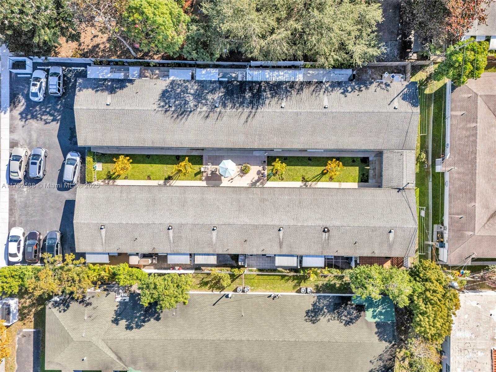 Small Image of 2300 JACKSON ST #10, Hollywood Number 32