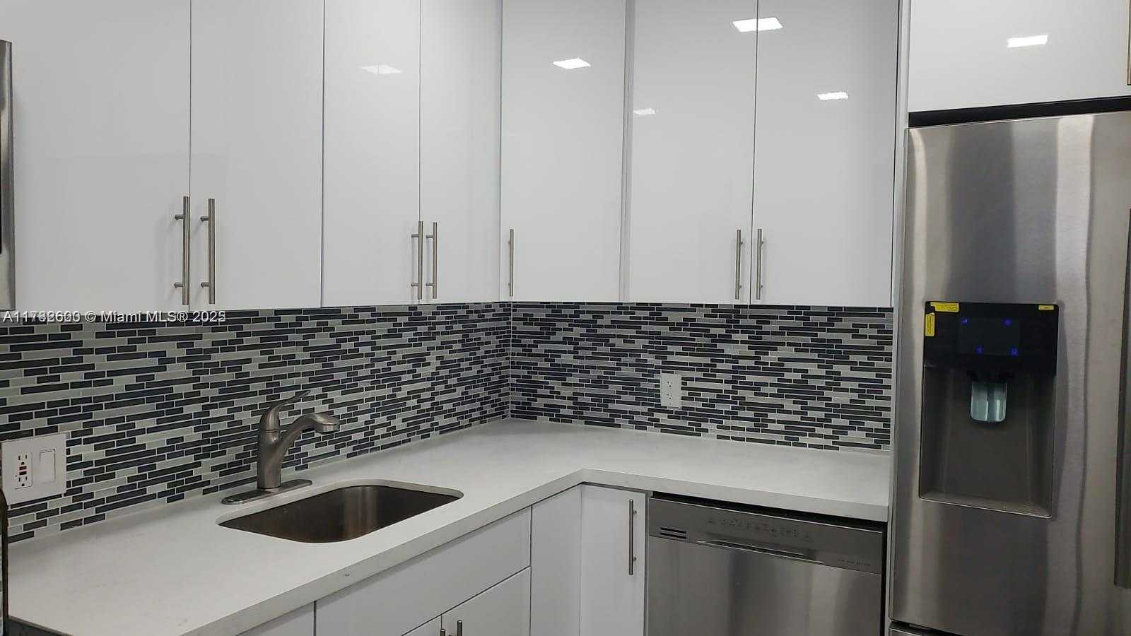 Small Image of 20335 WEST COUNTRY CLUB DR #2202, Aventura Number 4