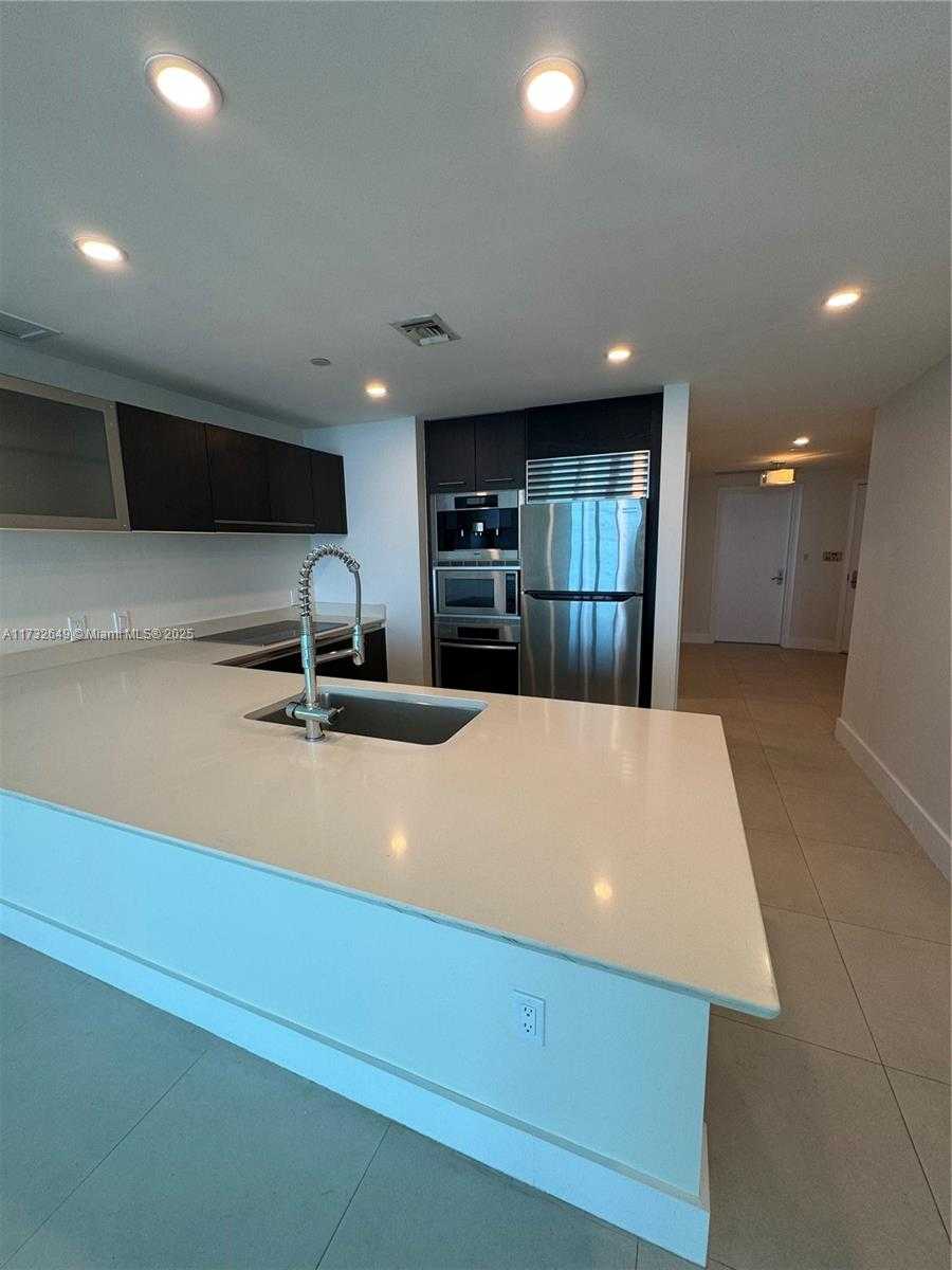 Small Image of 17001 COLLINS AVE #1802, Sunny Isles Beach Number 7