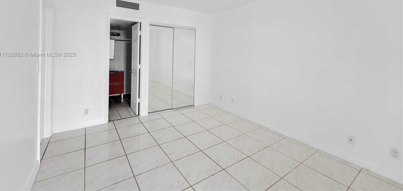 Small Image of 20335 WEST COUNTRY CLUB DR #2210, Aventura Number 17