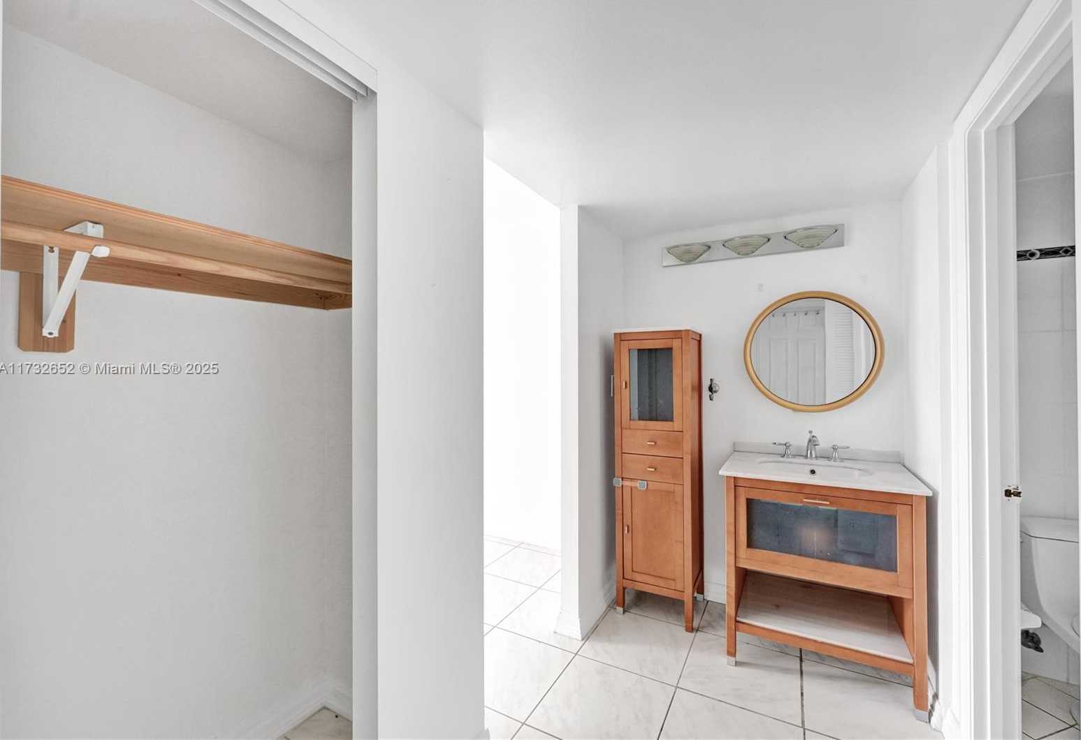 Small Image of 20335 WEST COUNTRY CLUB DR #2210, Aventura Number 8