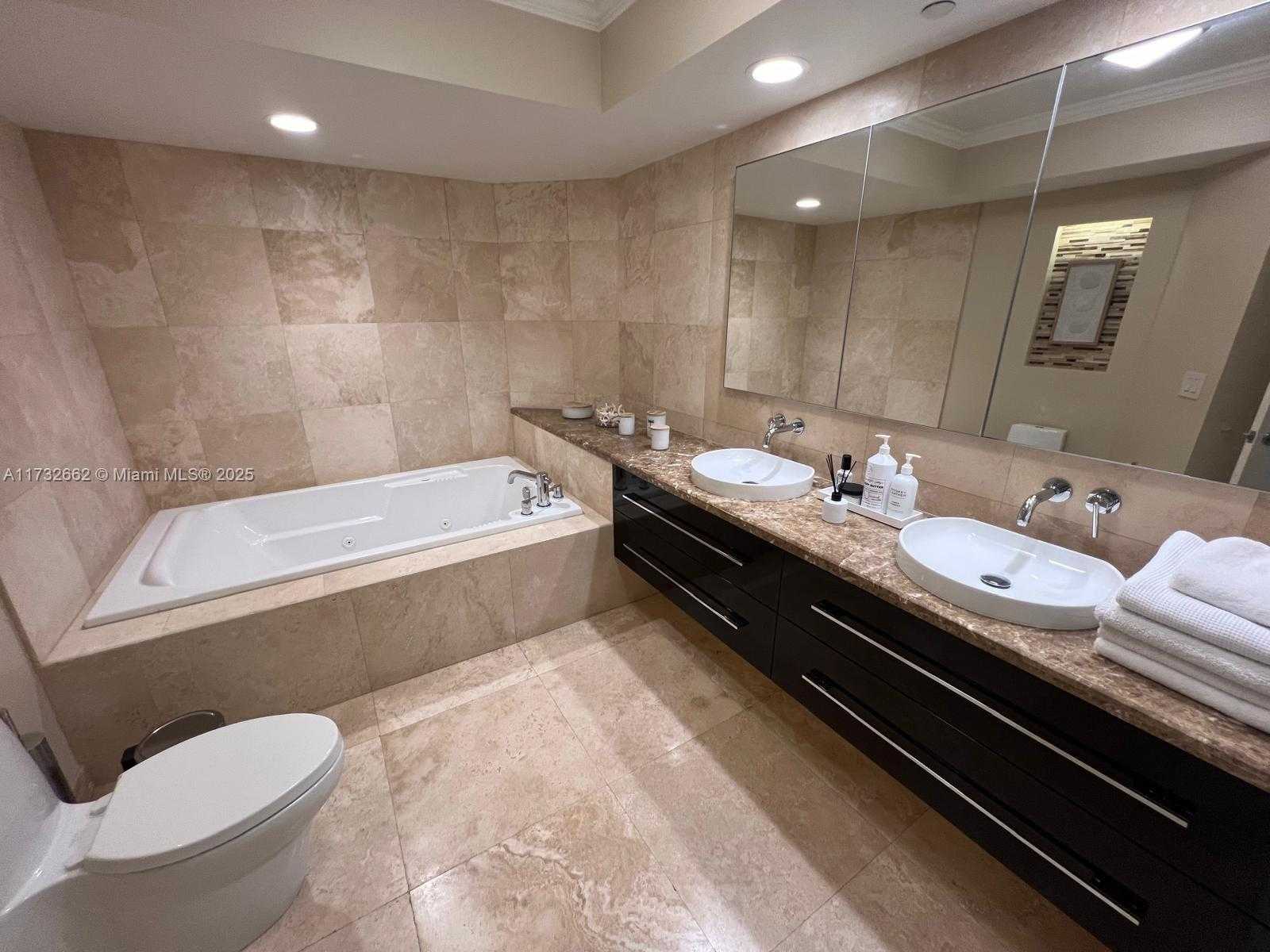 Small Image of 16400 COLLINS AVE #644, Sunny Isles Beach Number 25