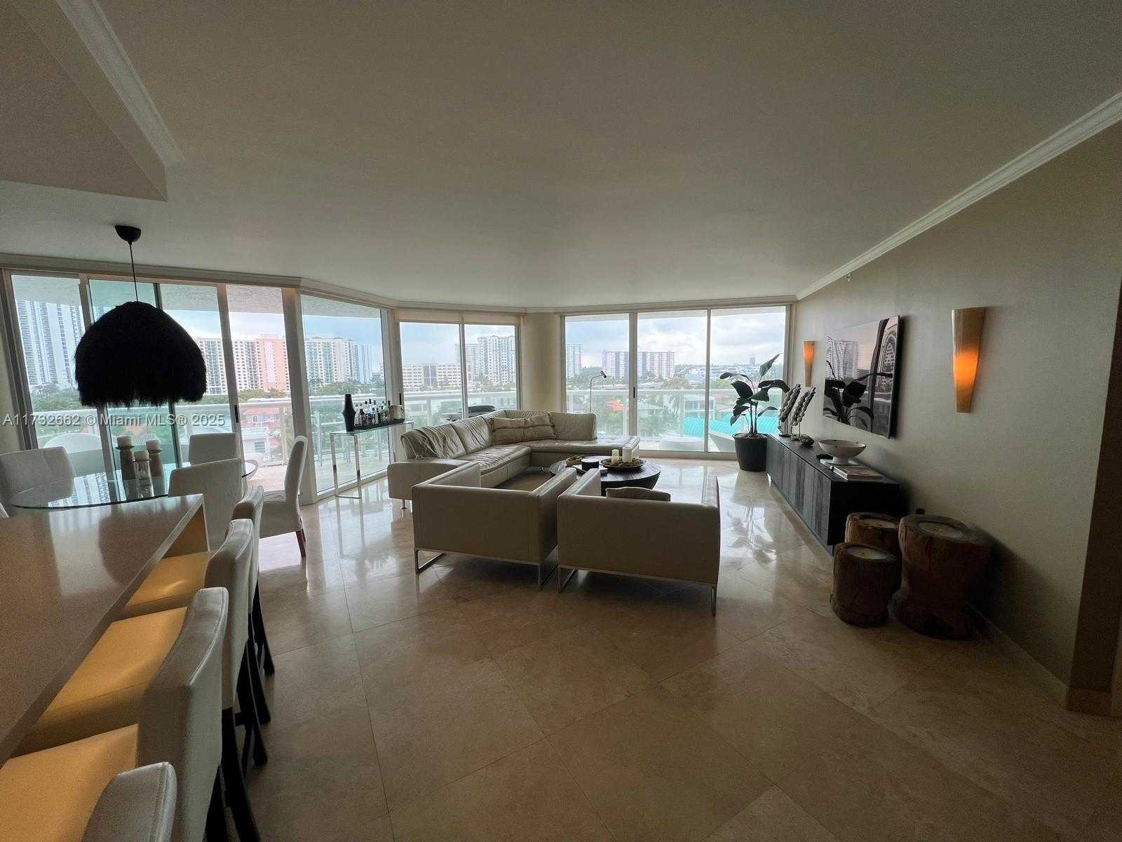 Small Image of 16400 COLLINS AVE #644, Sunny Isles Beach Number 4