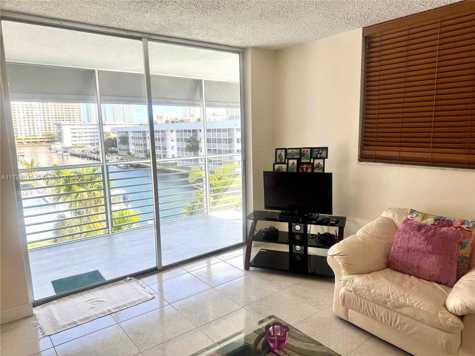 Small Image of 3750 NORTH EAST 170 ST #E-406, North Miami Beach Number 20