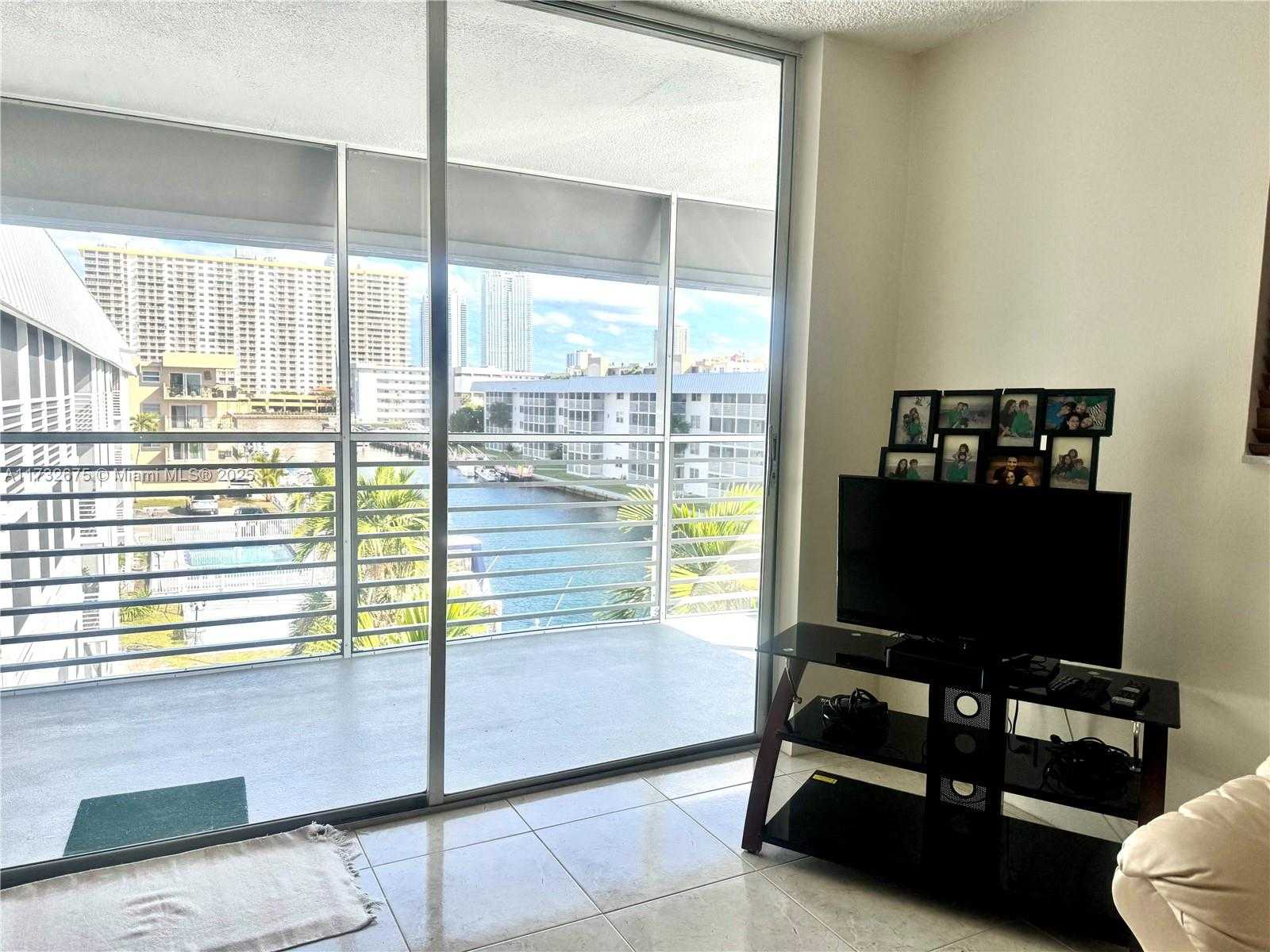 Small Image of 3750 NORTH EAST 170 ST #E-406, North Miami Beach Number 21