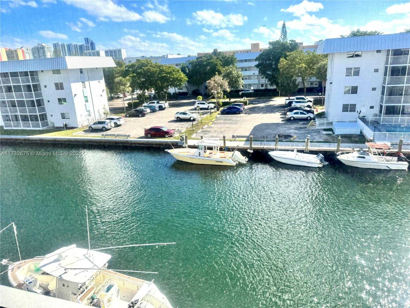 Small Image of 3750 NORTH EAST 170 ST #E-406, North Miami Beach Number 4