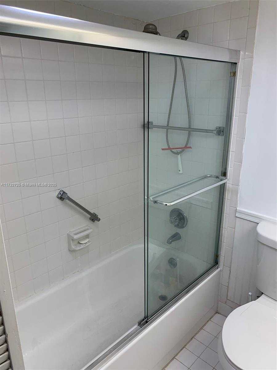 Small Image of 4801 MARTINIQUE PL #H1, Coconut Creek Number 13