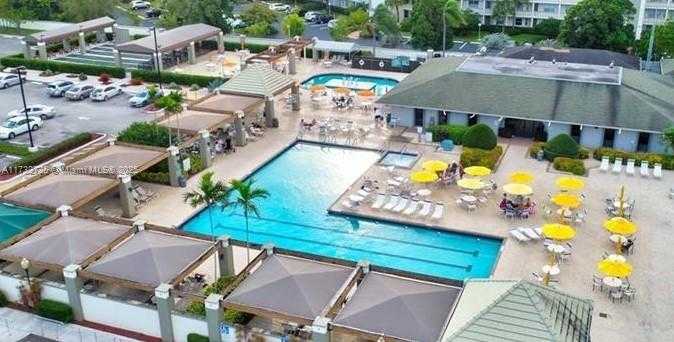 Small Image of 4801 MARTINIQUE PL #H1, Coconut Creek Number 18