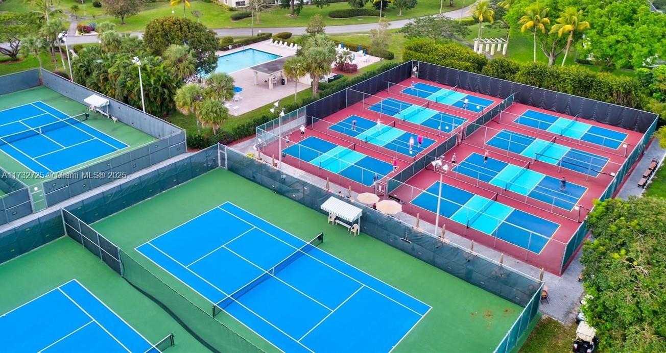 Small Image of 4801 MARTINIQUE PL #H1, Coconut Creek Number 20