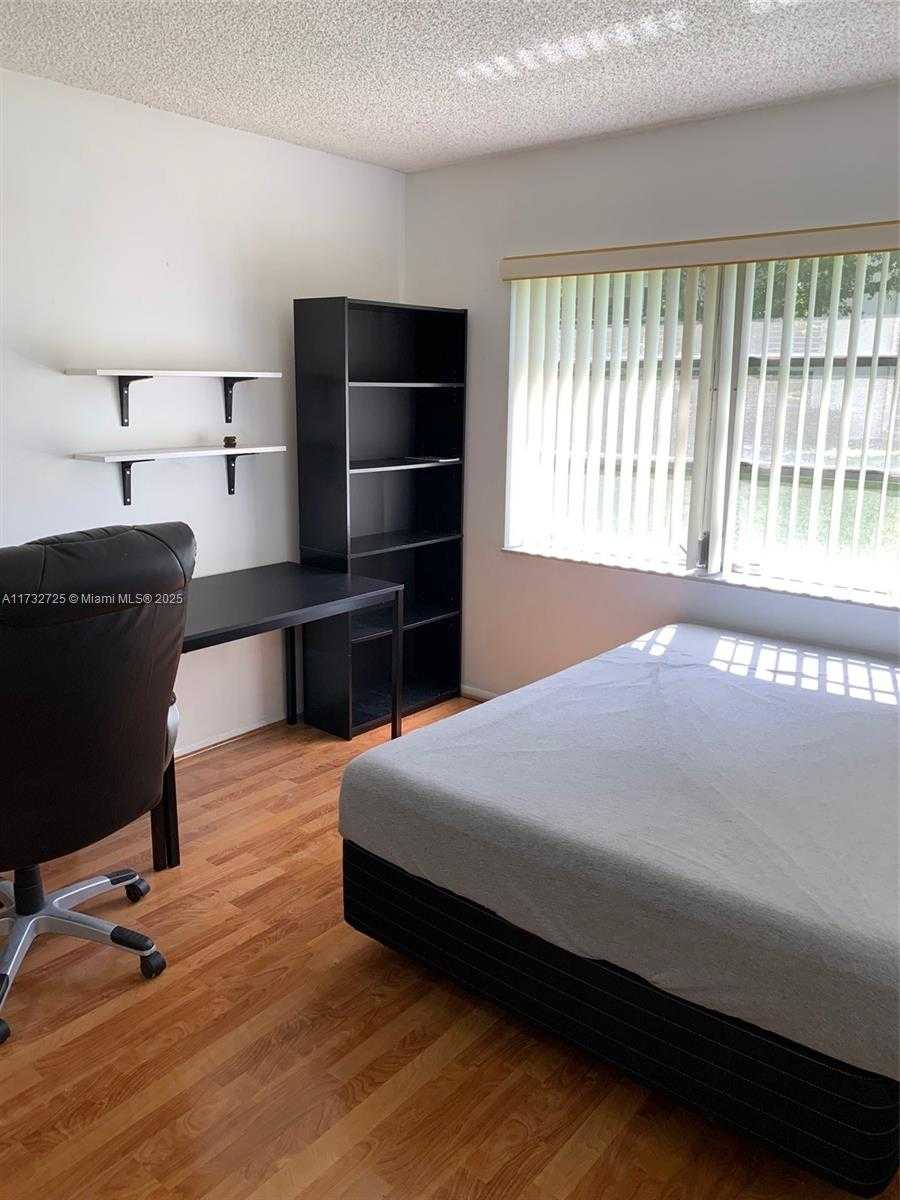 Small Image of 4801 MARTINIQUE PL #H1, Coconut Creek Number 23