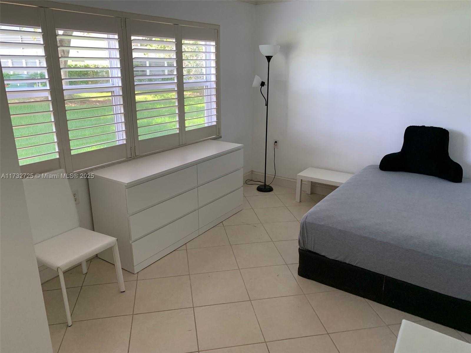 Small Image of 4801 MARTINIQUE PL #H1, Coconut Creek Number 26