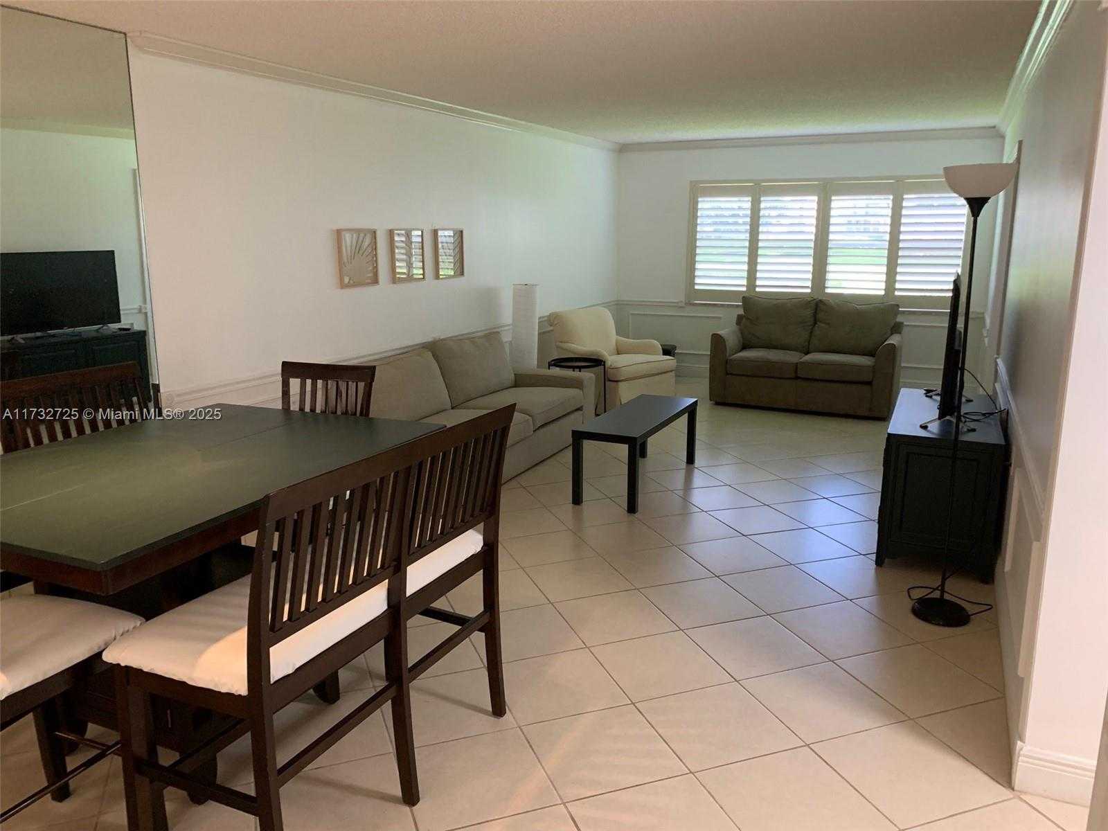 Small Image of 4801 MARTINIQUE PL #H1, Coconut Creek Number 4