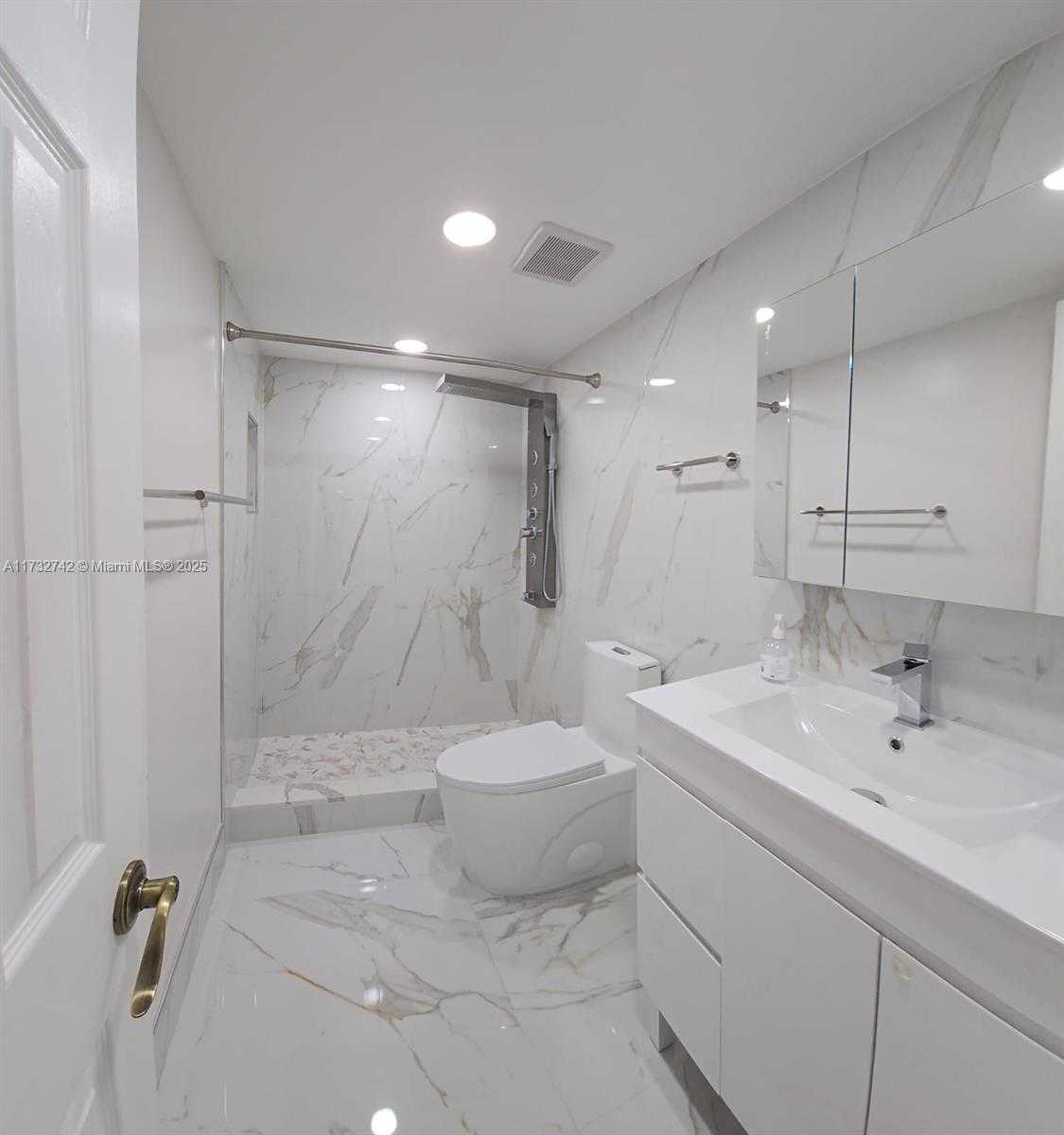 Small Image of 8411 NORTH WEST 8TH ST #302, Miami Number 10