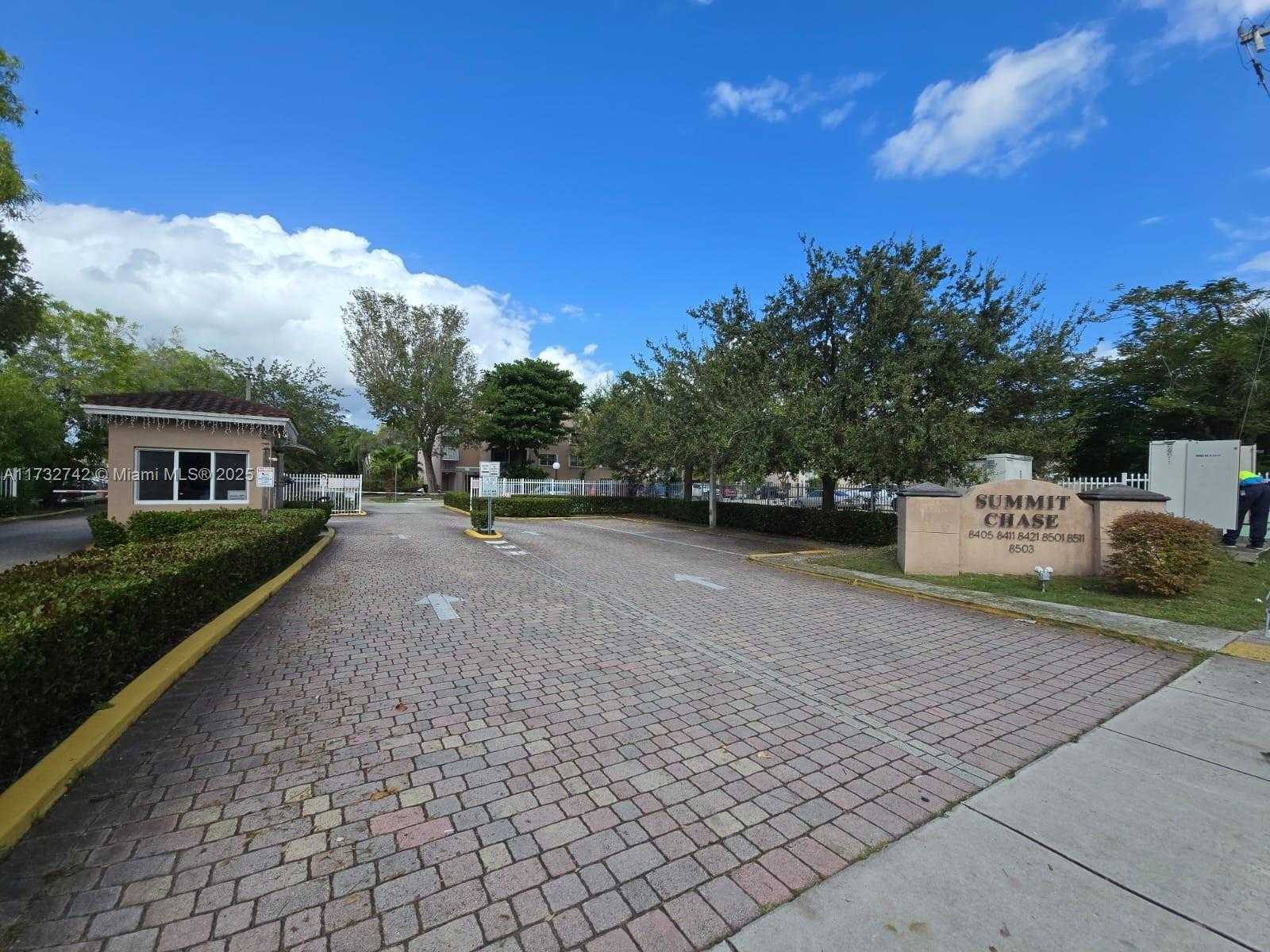 Small Image of 8411 NORTH WEST 8TH ST #302, Miami Number 3