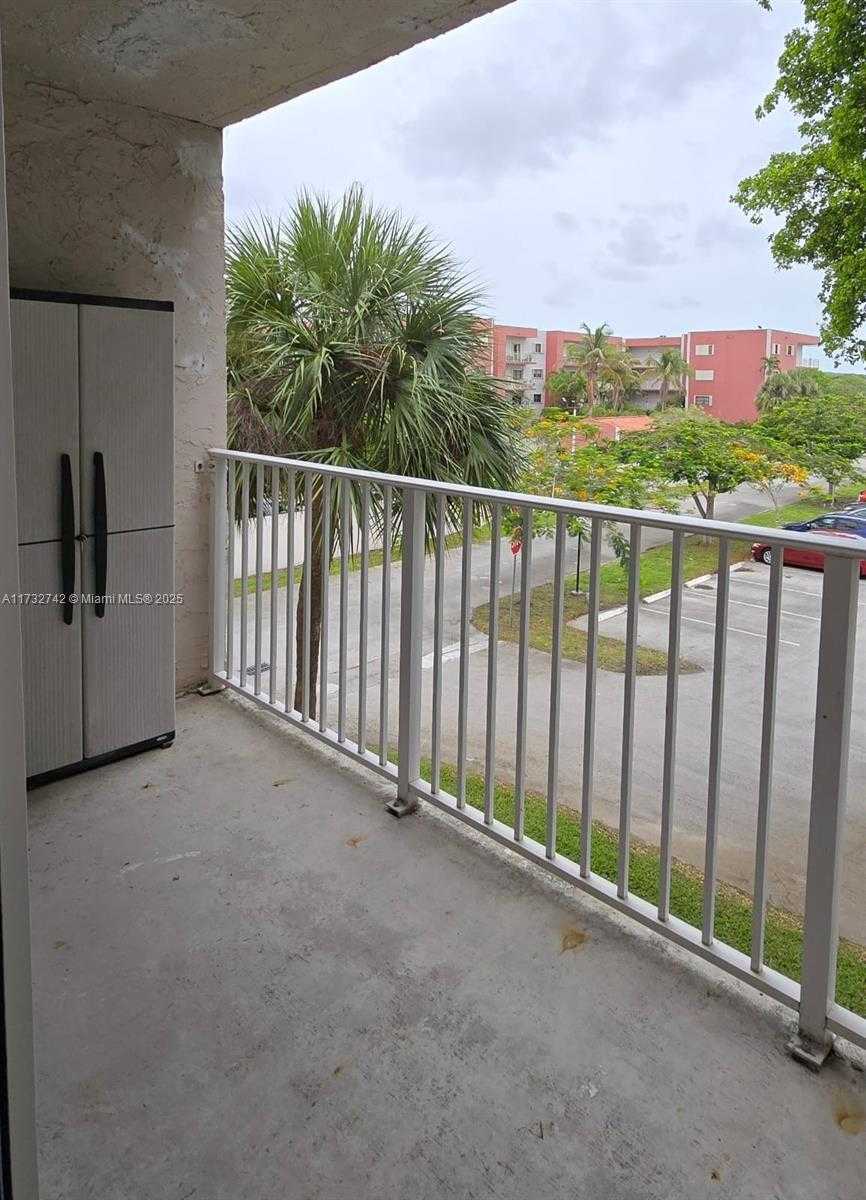 Small Image of 8411 NORTH WEST 8TH ST #302, Miami Number 7