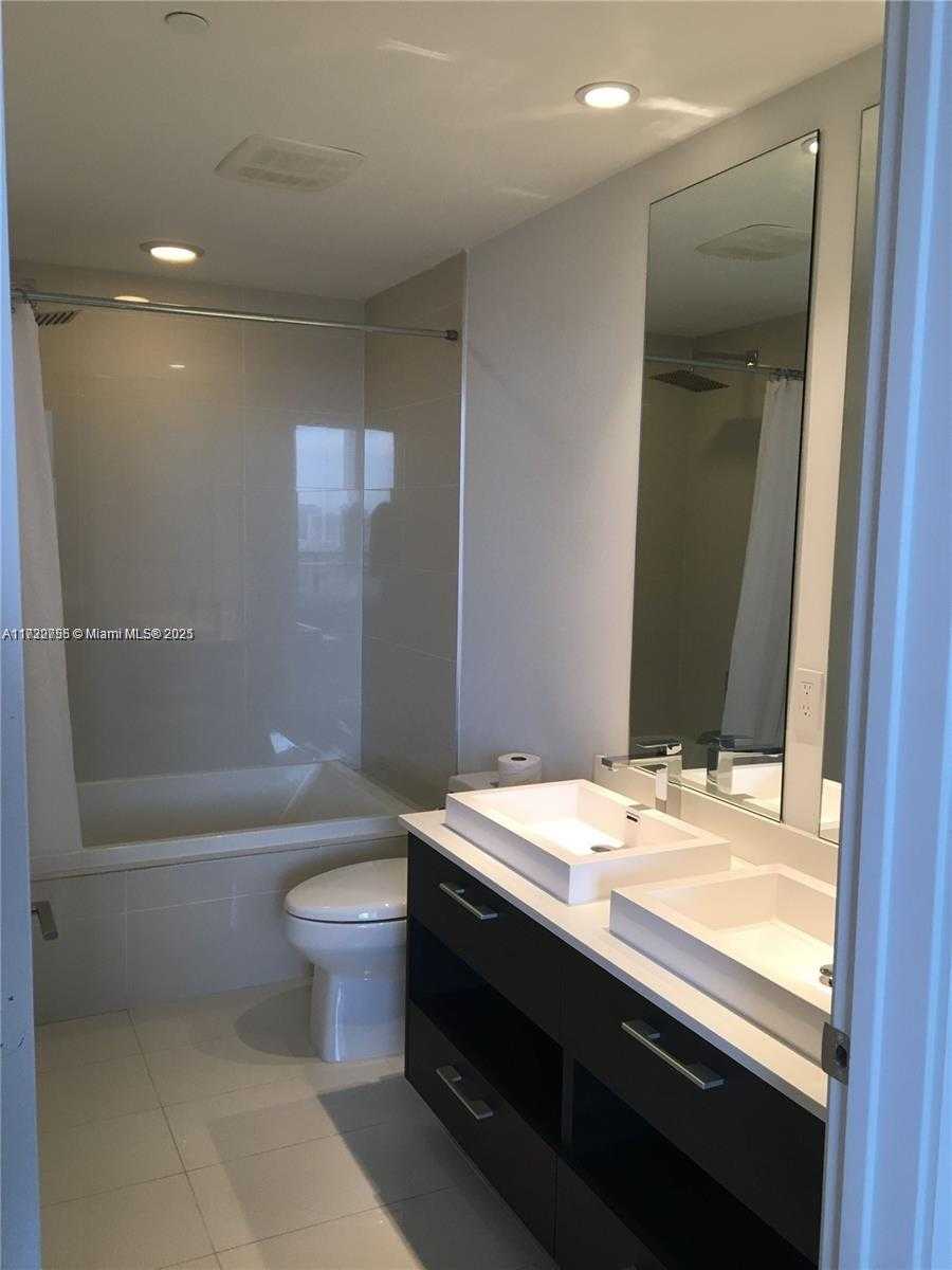 Small Image of 55 SOUTH WEST 9TH ST #2901, Miami Number 15