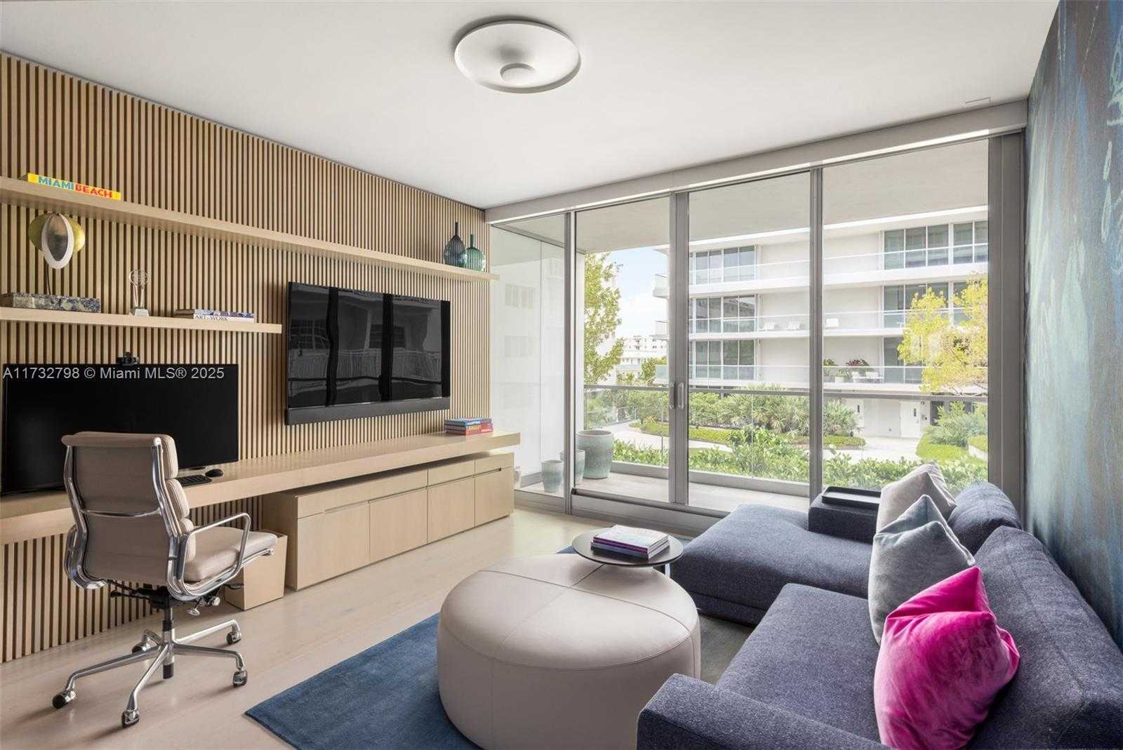 Small Image of 321 OCEAN DR #301, Miami Beach Number 14