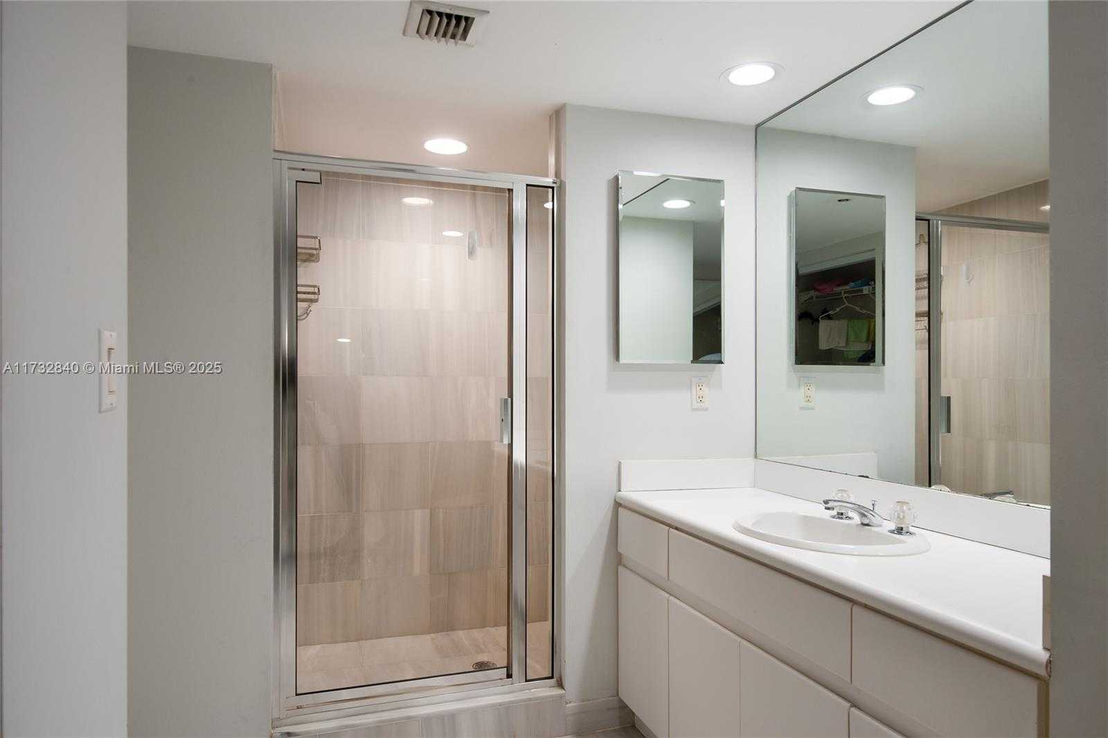 Small Image of 16425 COLLINS AVE #912, Sunny Isles Beach Number 11
