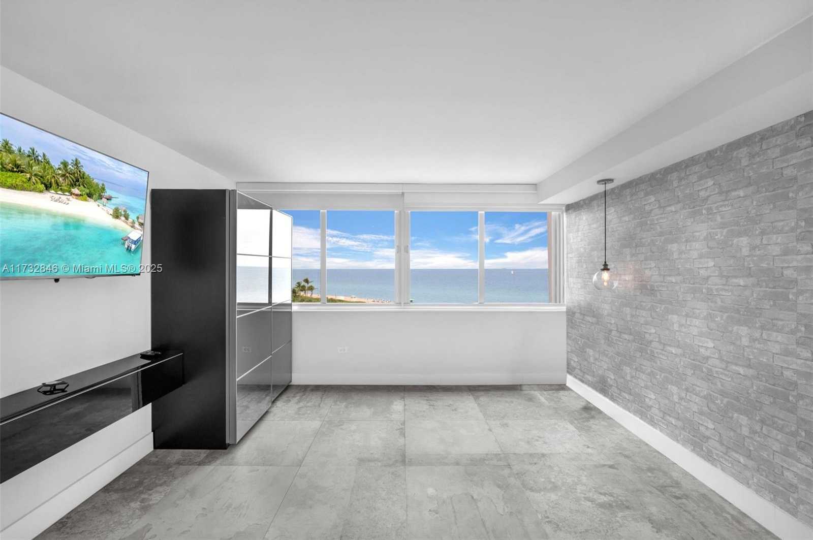 Small Image of 7135 COLLINS AVE #736, Miami Beach Number 13