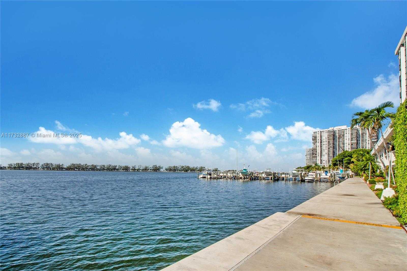 Small Image of 1925 BRICKELL AVE #1812, Miami Number 16