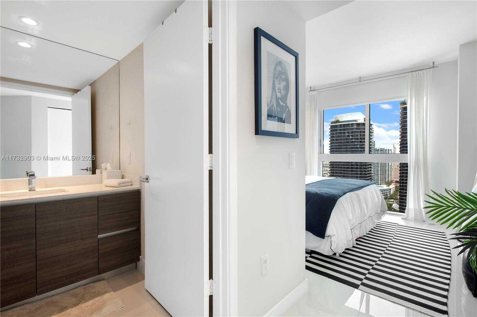 Small Image of 1100 SOUTH MIAMI AVE #3810, Miami Number 15