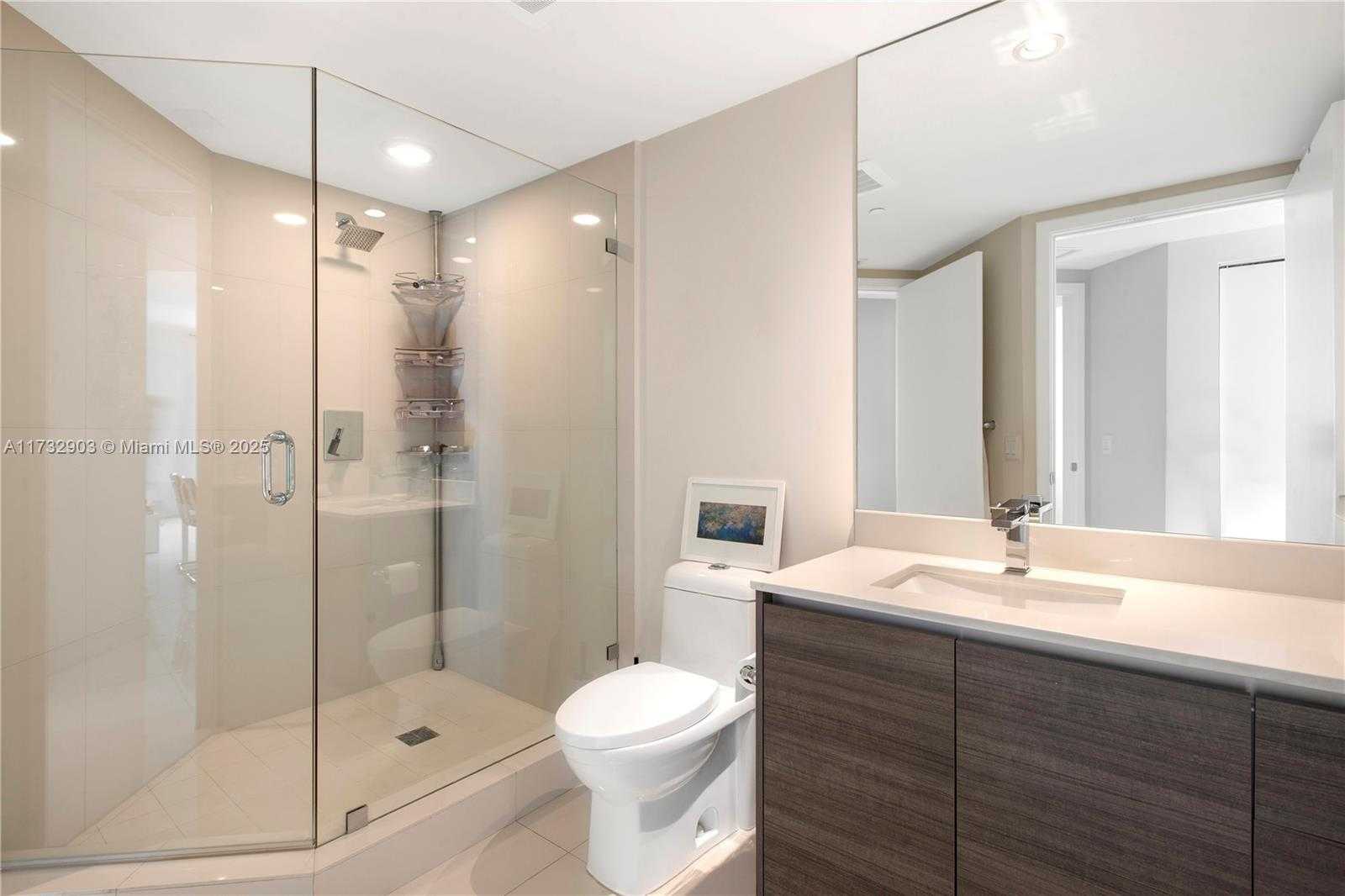 Small Image of 1100 SOUTH MIAMI AVE #3810, Miami Number 16