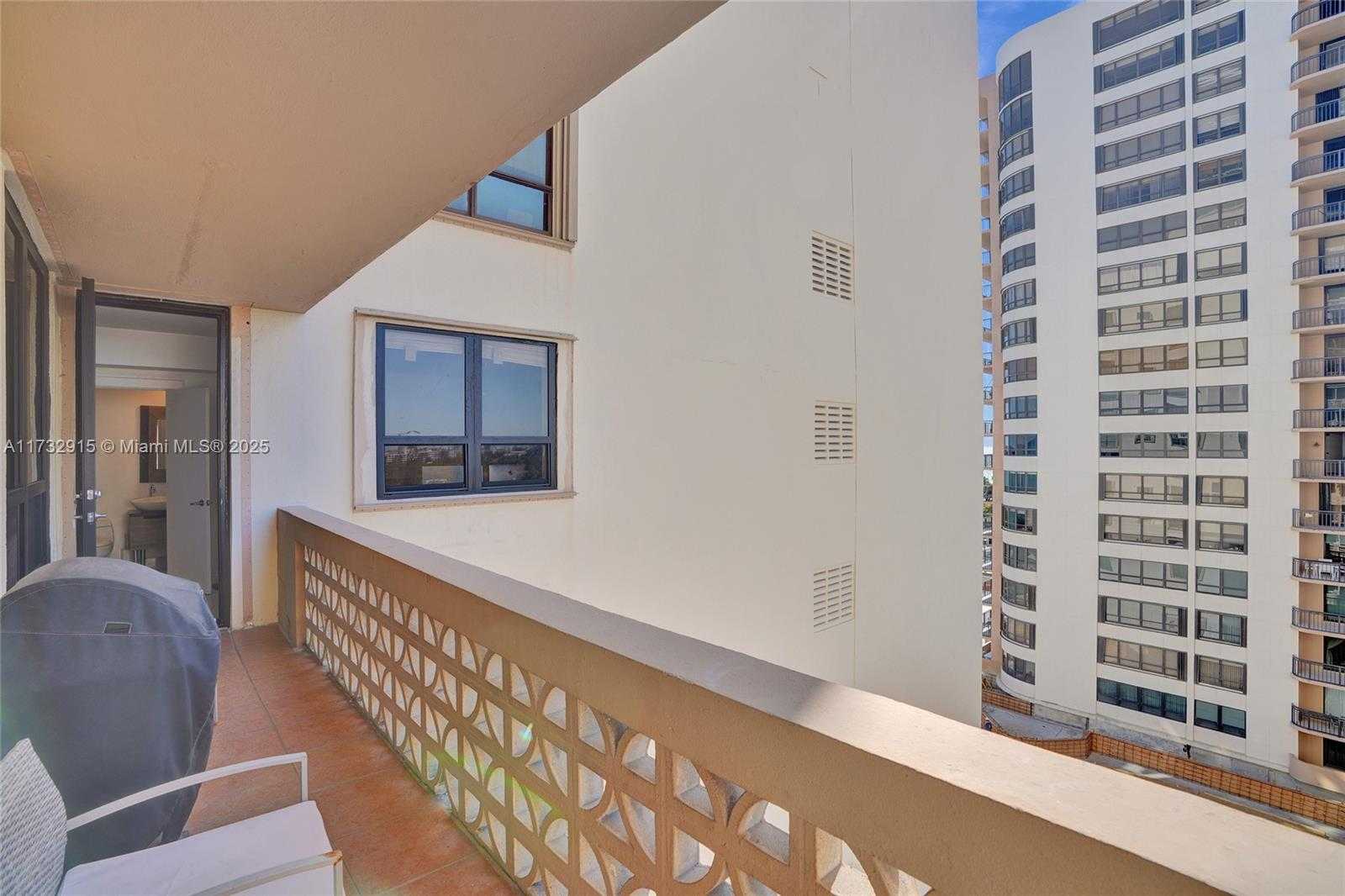 Small Image of 10185 COLLINS AVE #916, Bal Harbour Number 20