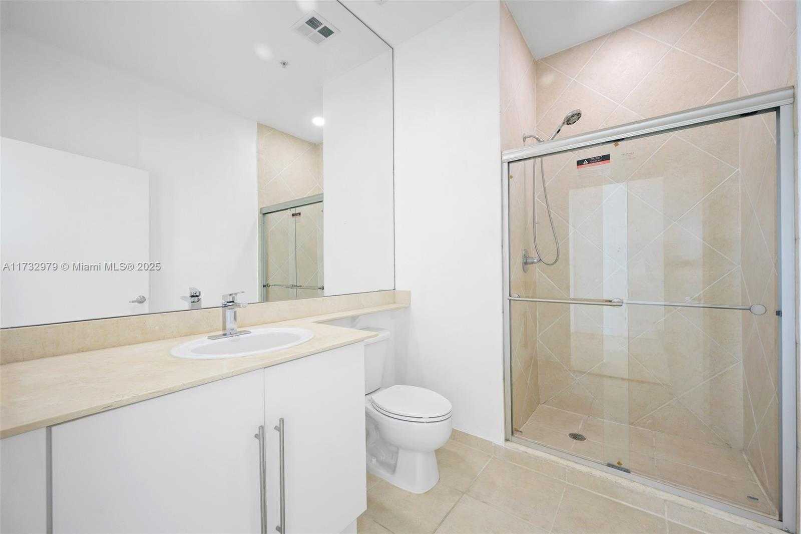 Small Image of 325 SOUTH BISCAYNE BLVD #LPH26, Miami Number 13