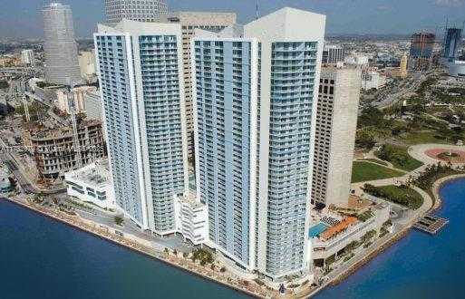 Small Image of 325 SOUTH BISCAYNE BLVD #LPH26, Miami Number 30
