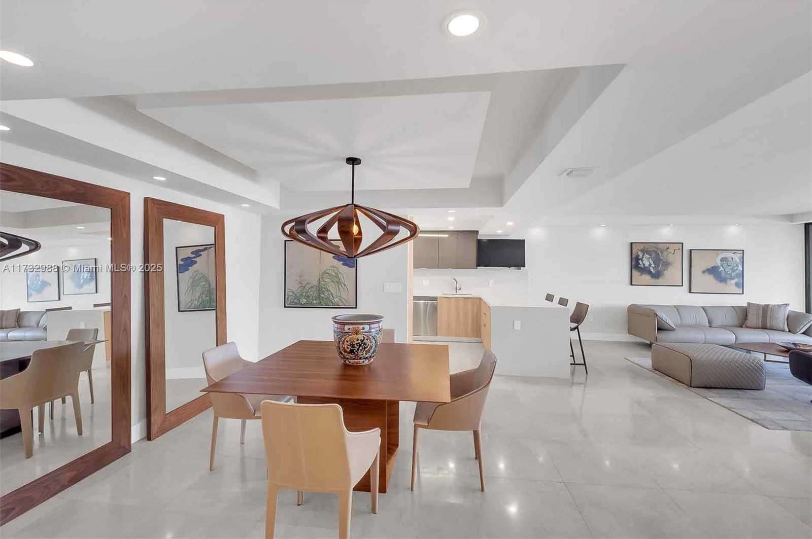 Small Image of 3 GROVE ISLE DR #C1407, Coconut Grove Number 16