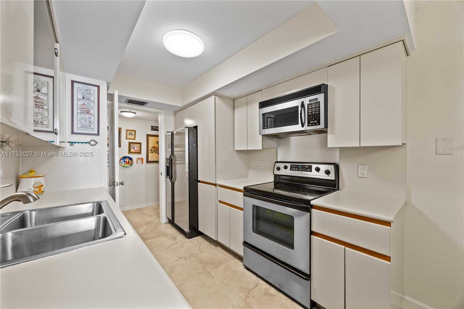 Small Image of 300 THREE ISLANDS BLVD #102, Hallandale Beach Number 22