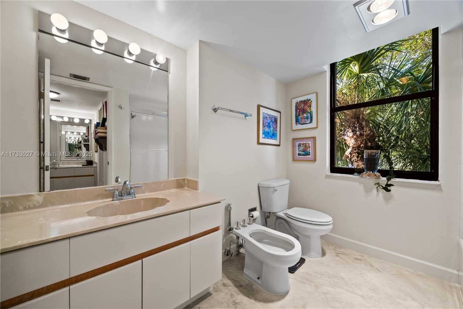 Small Image of 300 THREE ISLANDS BLVD #102, Hallandale Beach Number 28