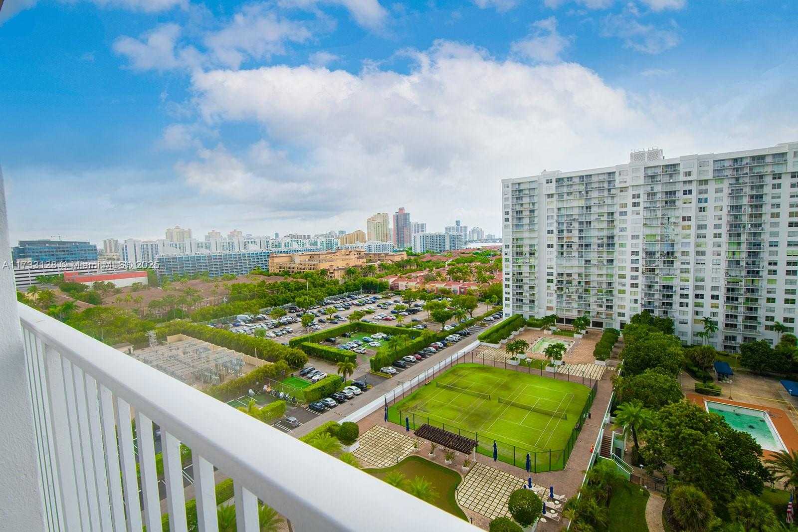 Small Image of 2801 NORTH EAST 183RD STREET #1510W, Aventura Number 2