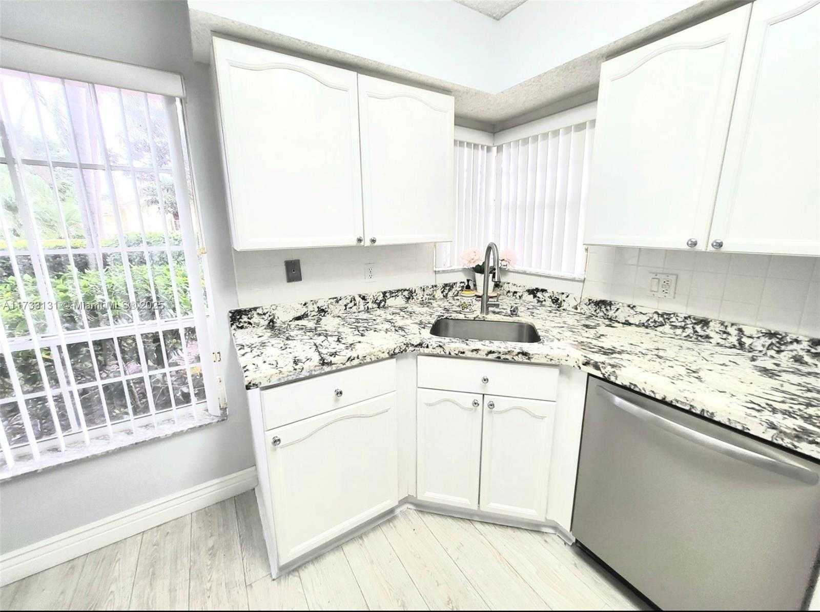 Small Image of 17286 BOCA CLUB BLVD #2108, Boca Raton Number 9