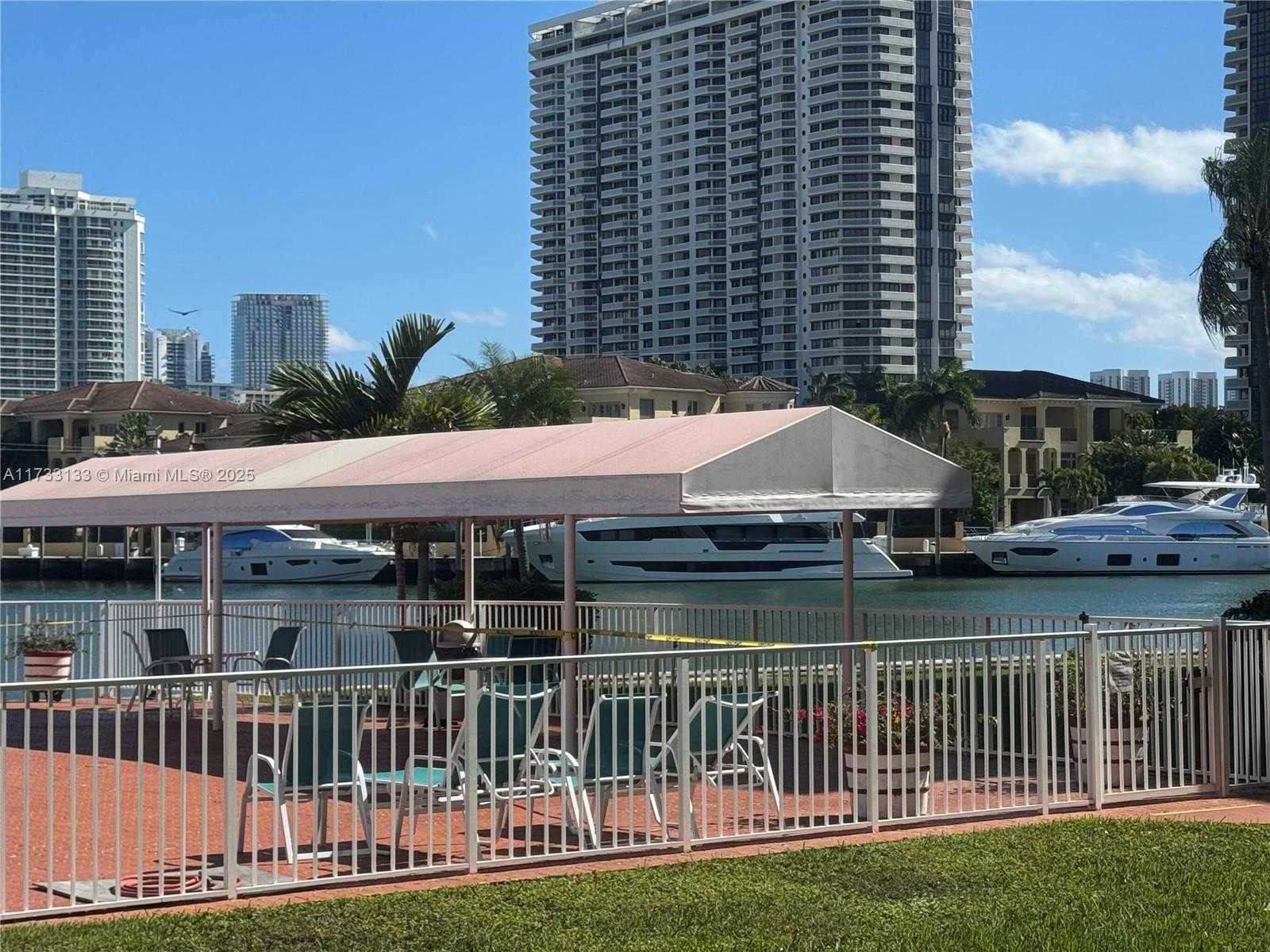 Small Image of 2980 POINT EAST DR #D102, Aventura Number 5